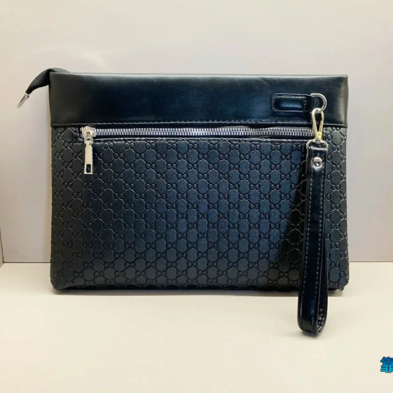pochette en  cuir